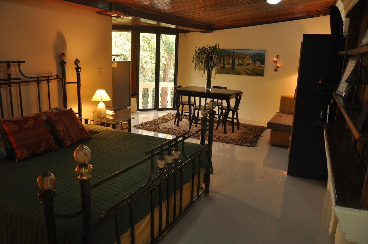 Mountain Chetica Lodge *